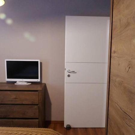 Apartament In Cartier Avantgarden Cu Semineu! Брашов Экстерьер фото