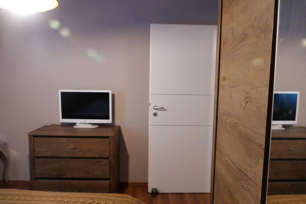 Apartament In Cartier Avantgarden Cu Semineu! Брашов Экстерьер фото